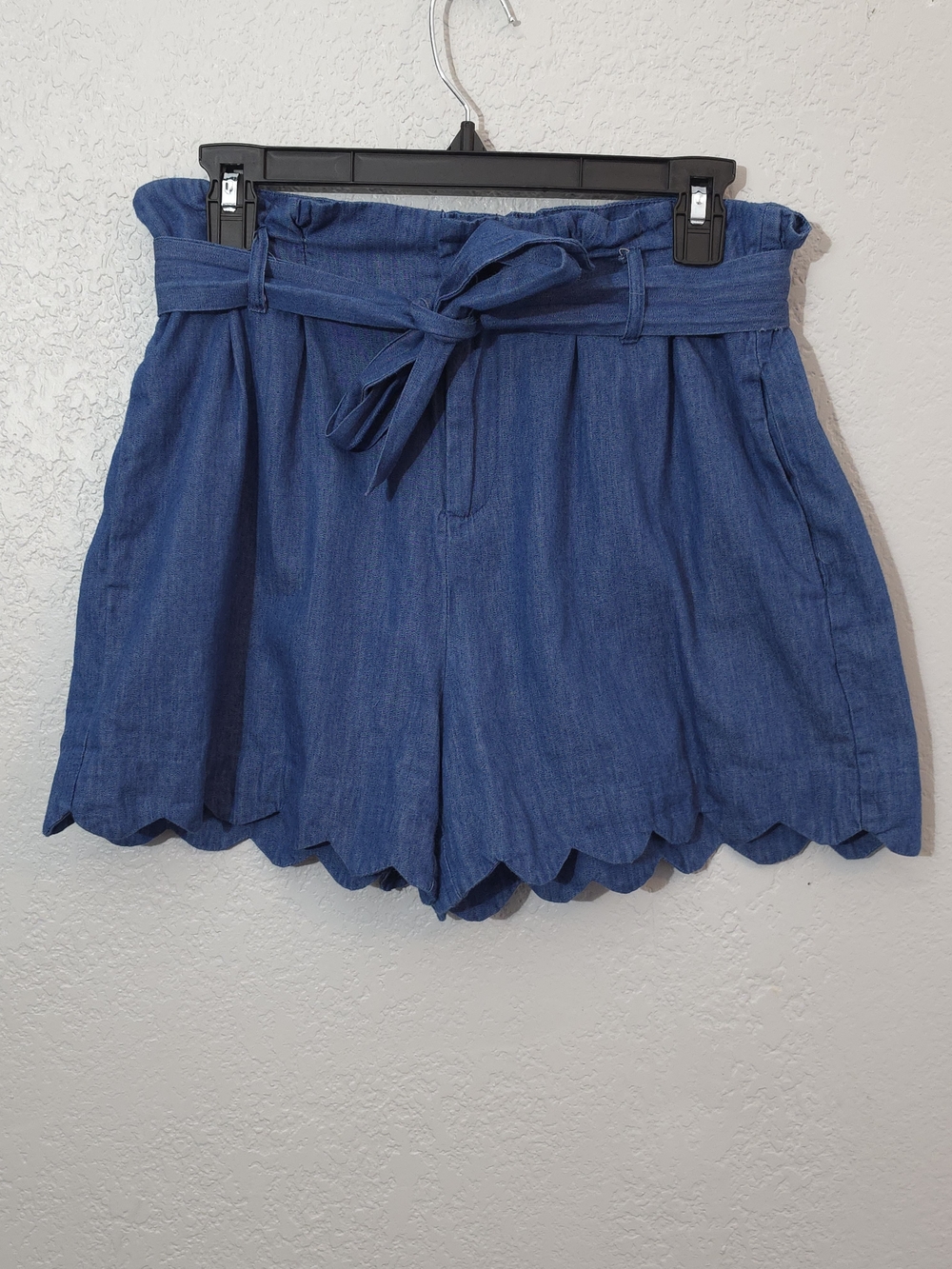 Aaron & Amber High Rise Scalloped Hem Tie-Belt Shorts Blue Womens Size Large